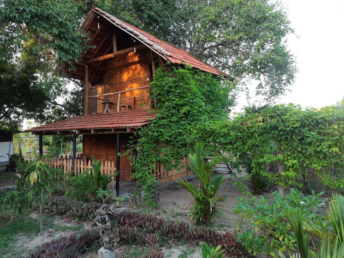 Beach Lagoon Parans Hotel Arugam Bay Luaran gambar