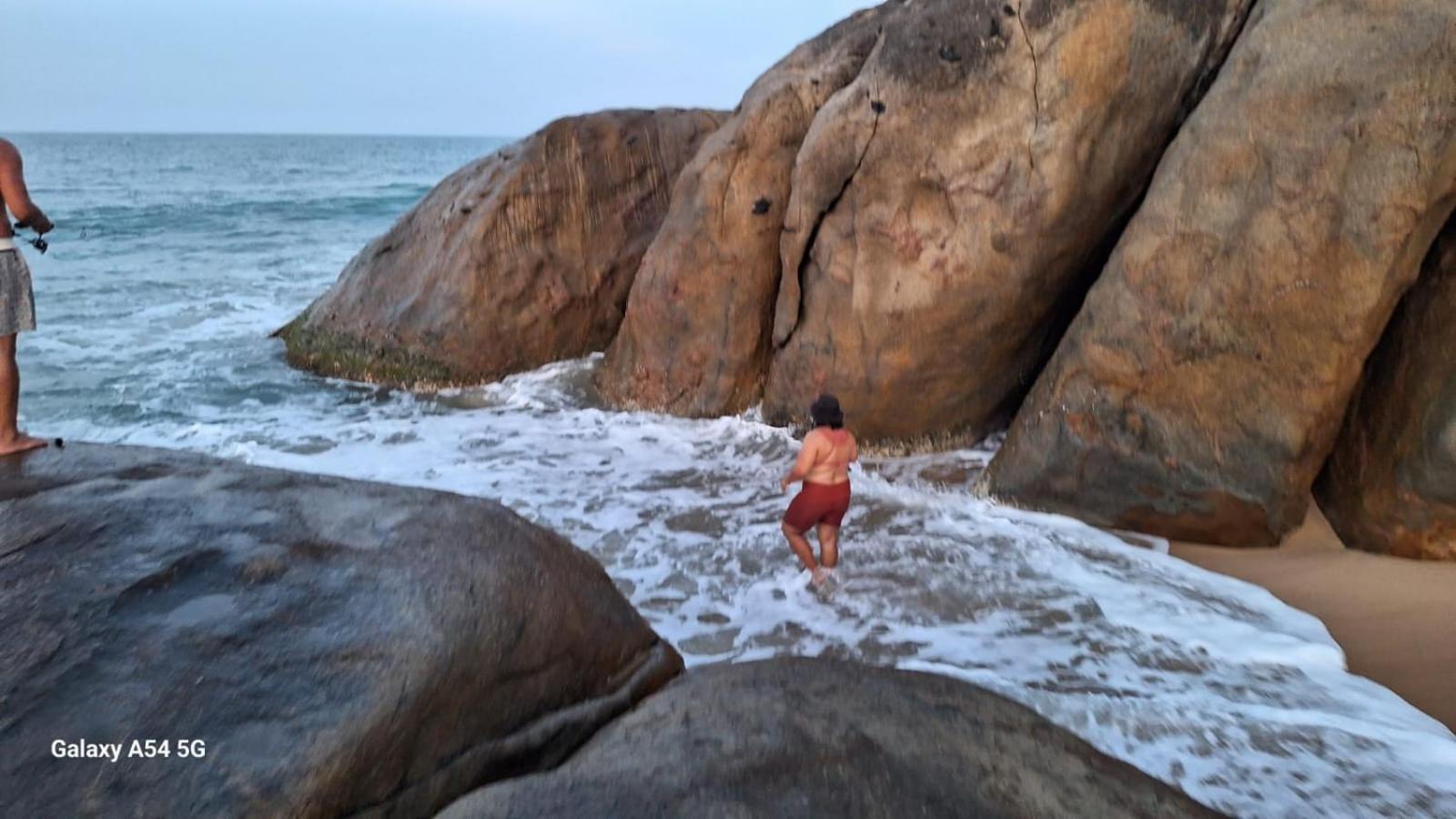 Beach Lagoon Parans Hotel Arugam Bay Luaran gambar